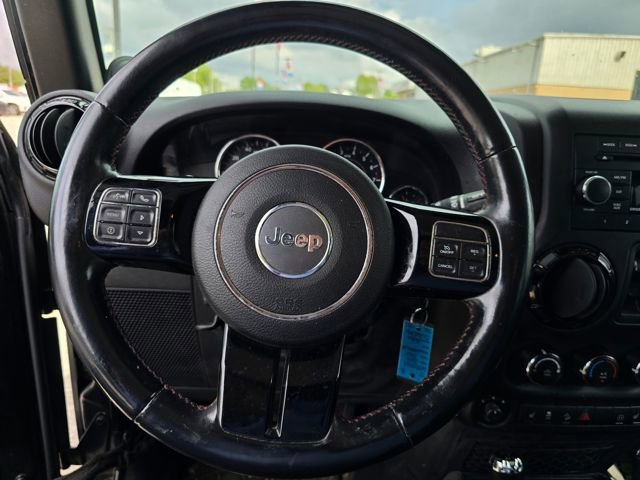Used 2012 Jeep Wrangler Unlimited Sahara image 18