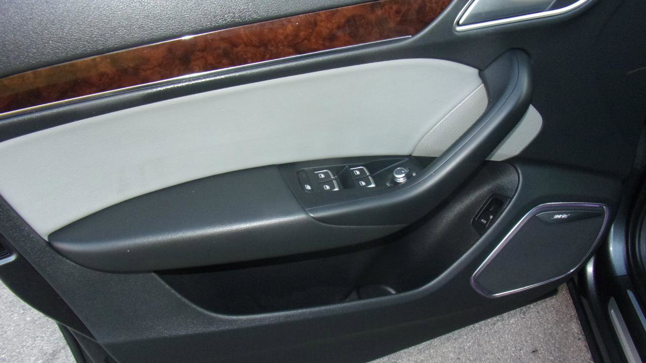 Used 2018 Audi Q3 2.0T Premium Plus w/ Premium Plus Package AWD/4WD image 20