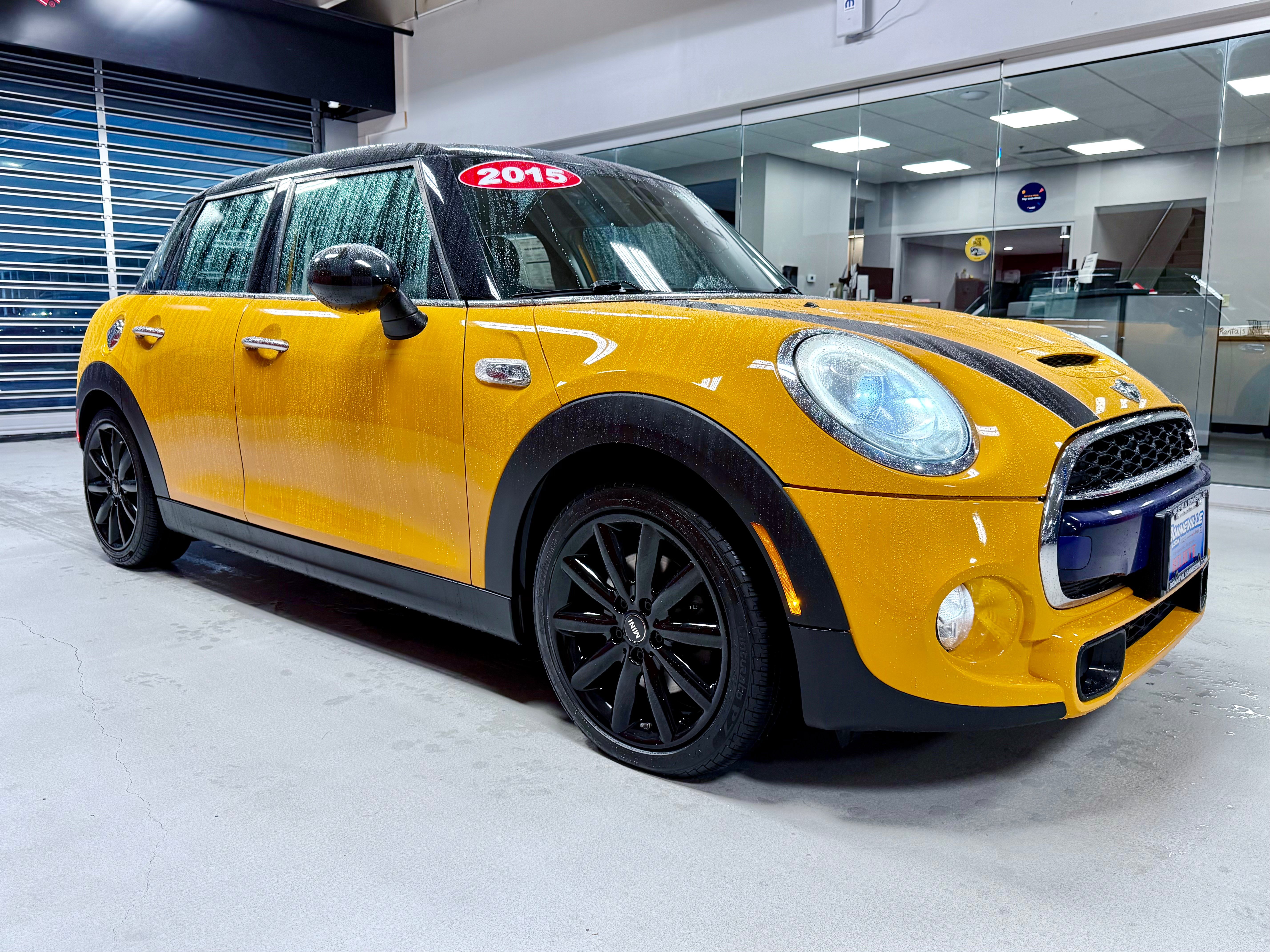 Used 2015 MINI Cooper S FWD image 10