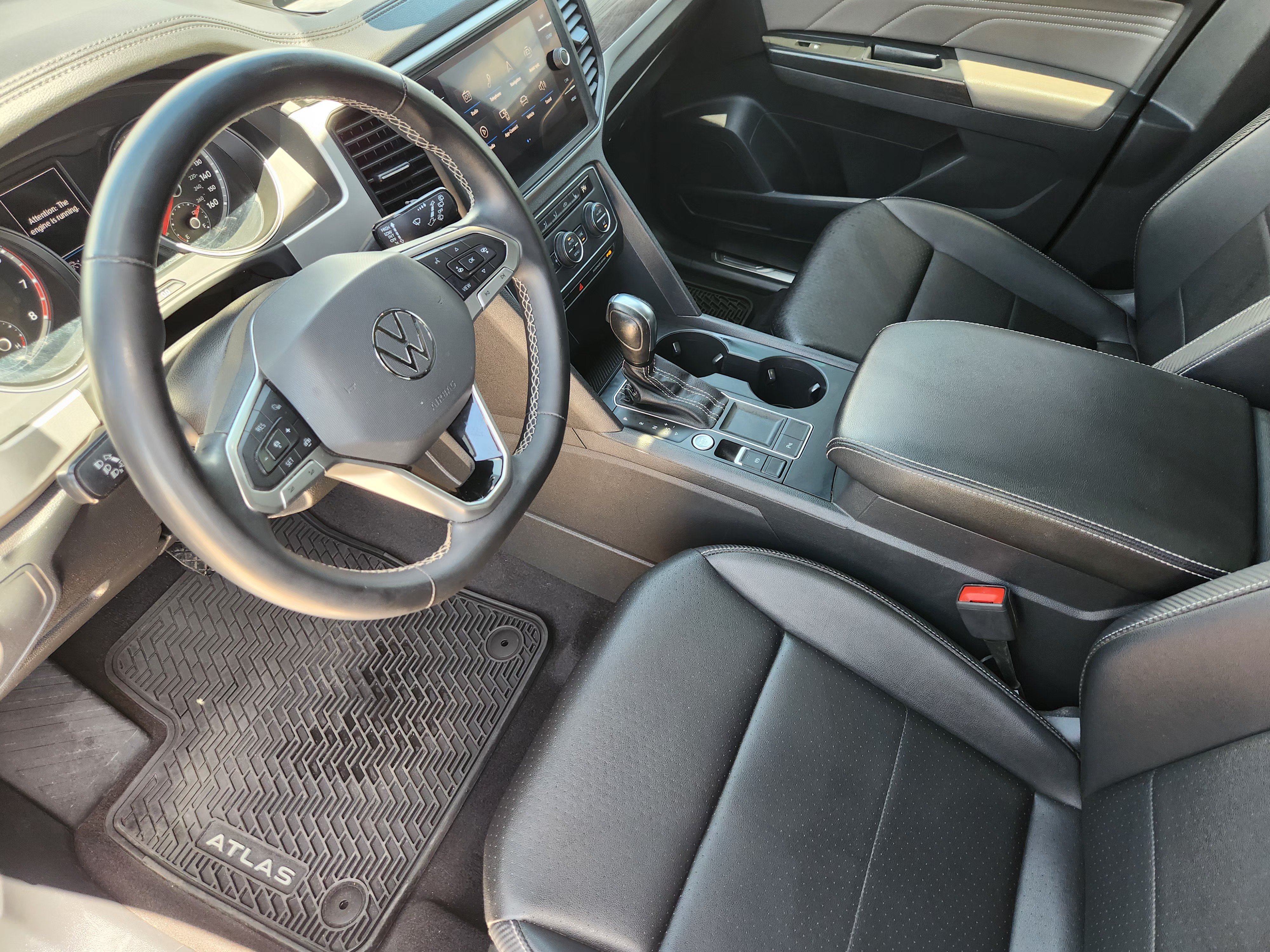 Used 2021 Volkswagen Atlas Cross Sport SE FWD image 14