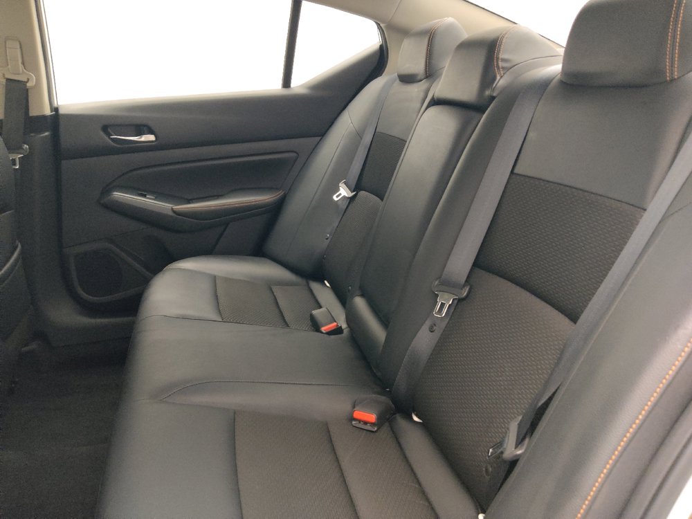 Used 2019 Nissan Altima 2.5 SR FWD image 18
