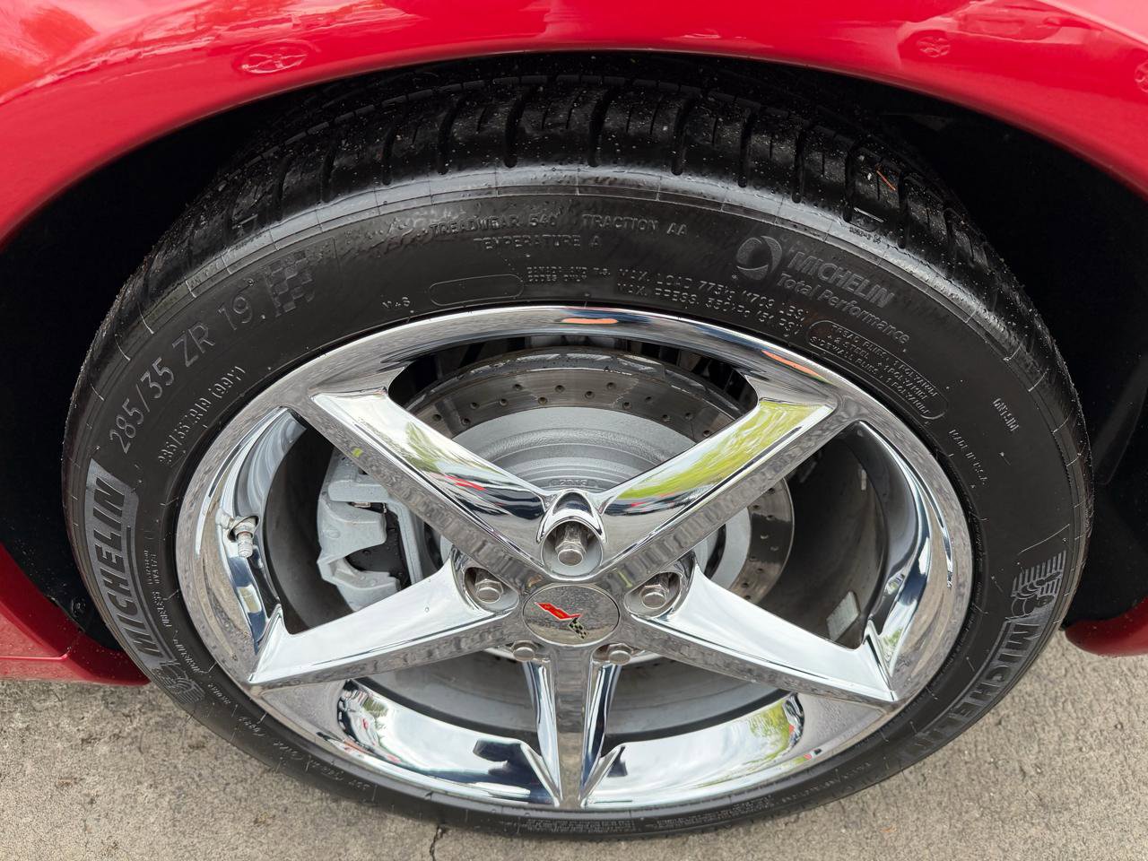 Used 2013 Chevrolet Corvette Convertible w/ 2LT Preferred Equipment Group RWD image 19