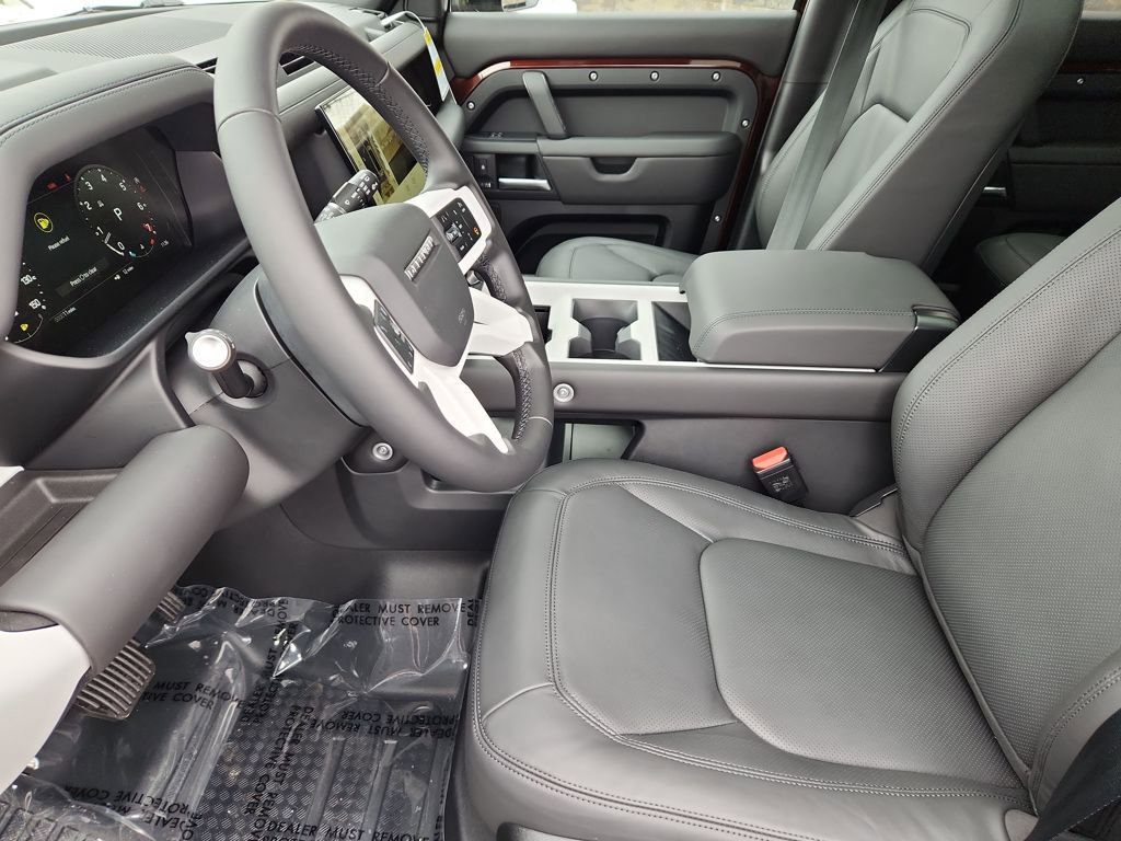 New 2026 Land Rover Defender 130 X-Dynamic SE AWD/4WD image 21