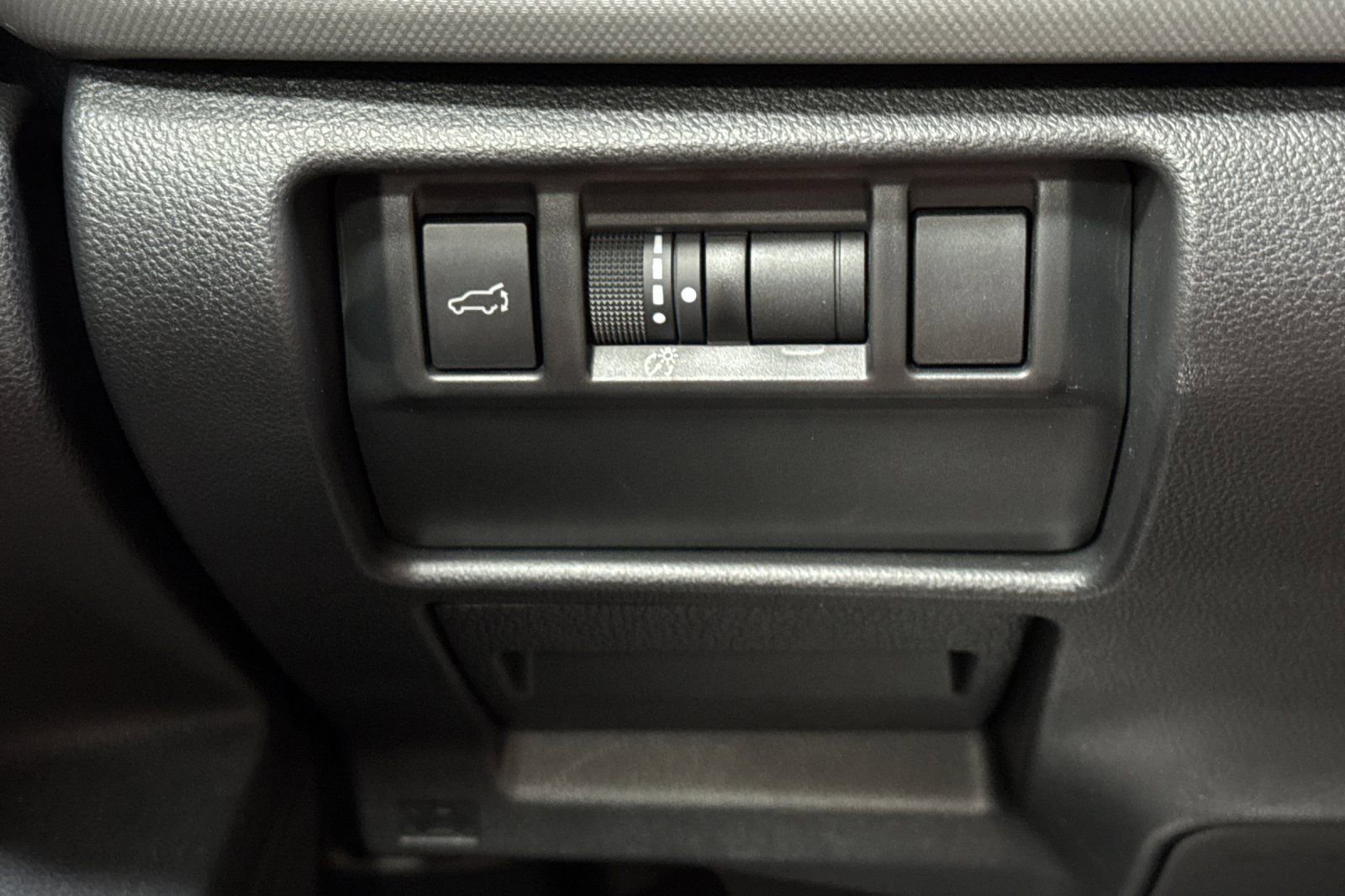 Used 2025 Subaru Forester Sport image 35