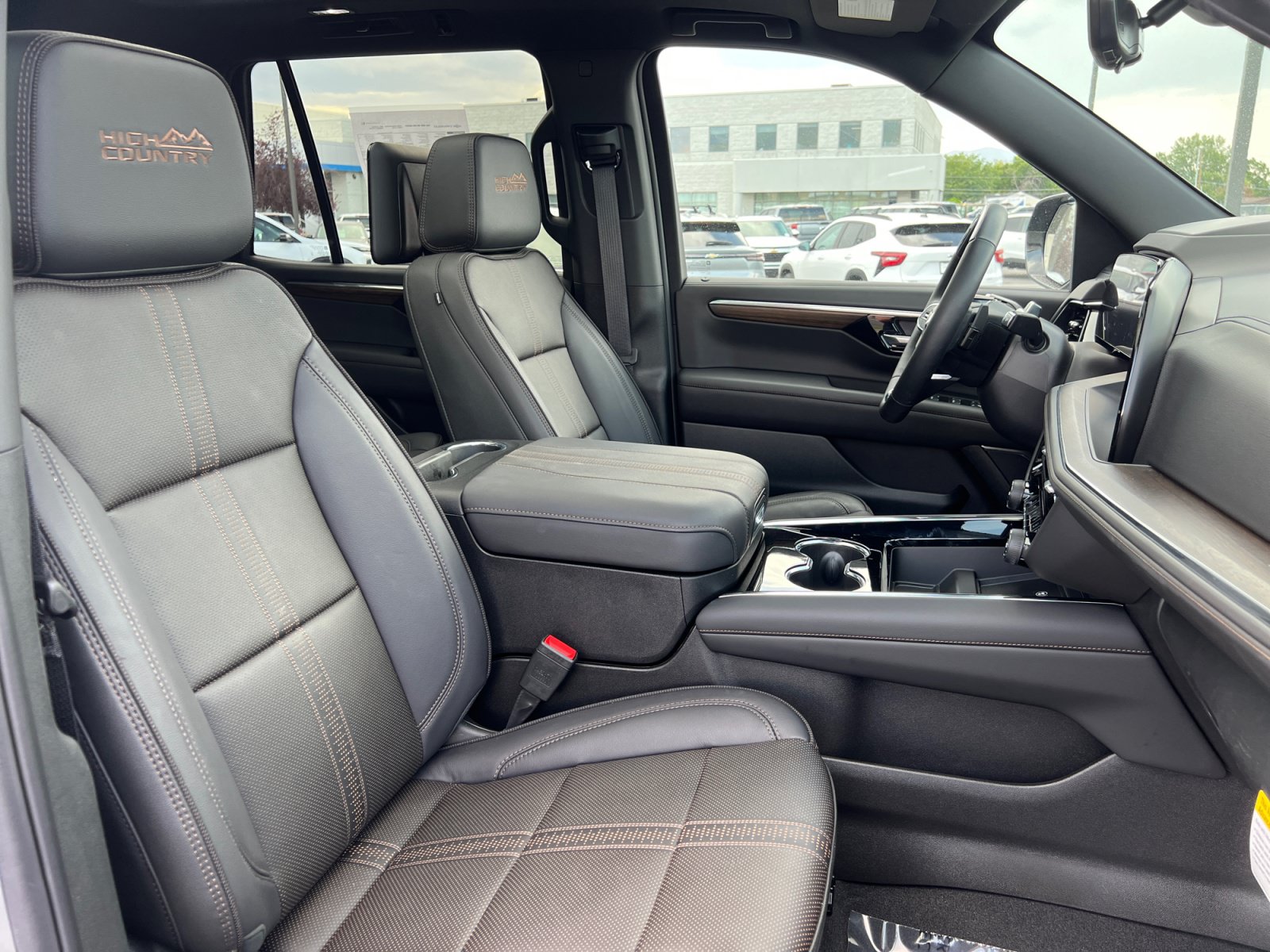 New 2026 Chevrolet Tahoe High Country AWD/4WD image 34