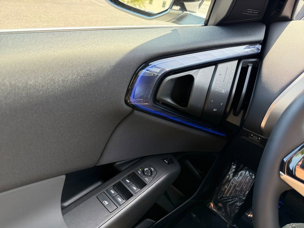 Certified 2025 BMW X3 xDrive30i w/ Premium Package AWD/4WD image 28