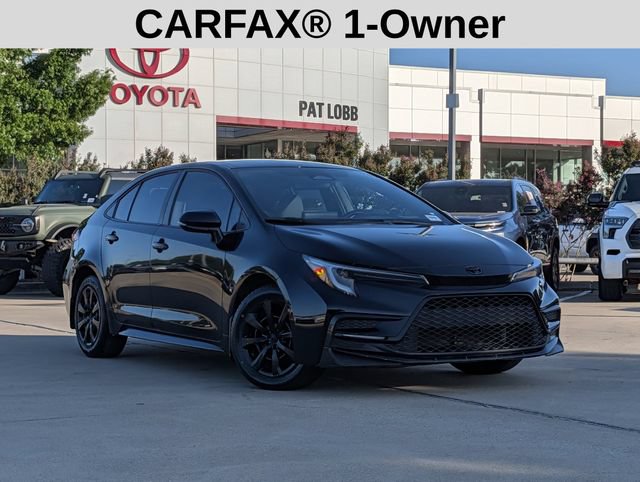 Used 2025 Toyota Corolla SE FWD image 2