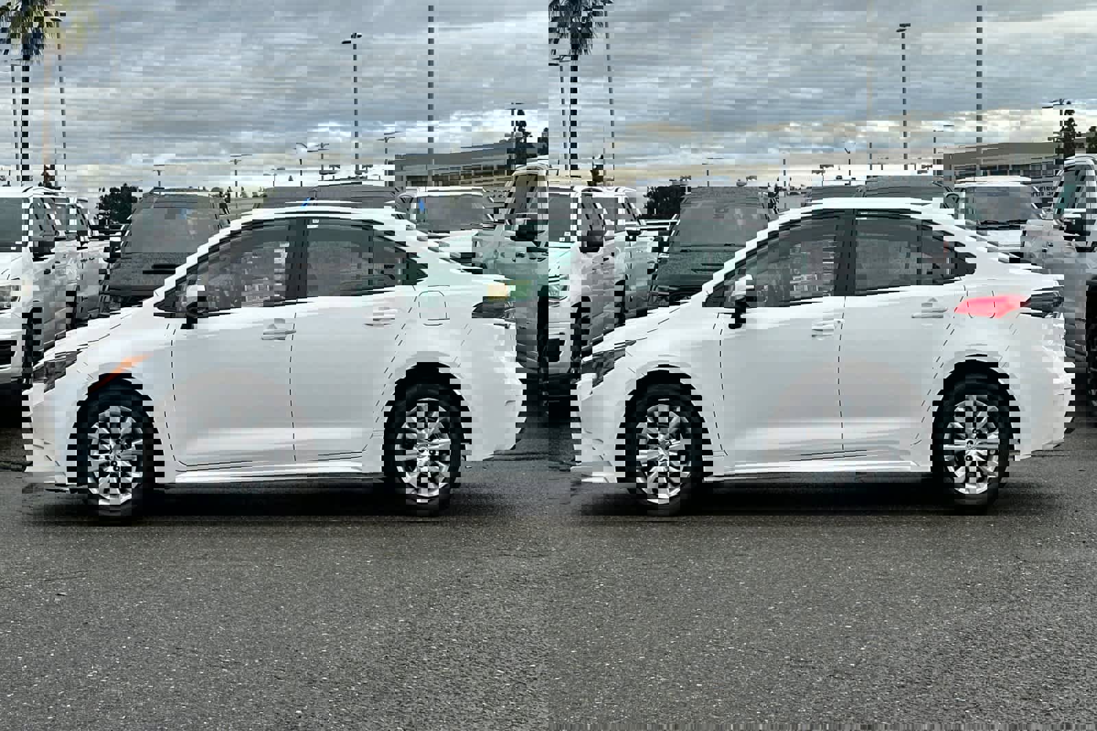 Used 2025 Toyota Corolla LE image 9