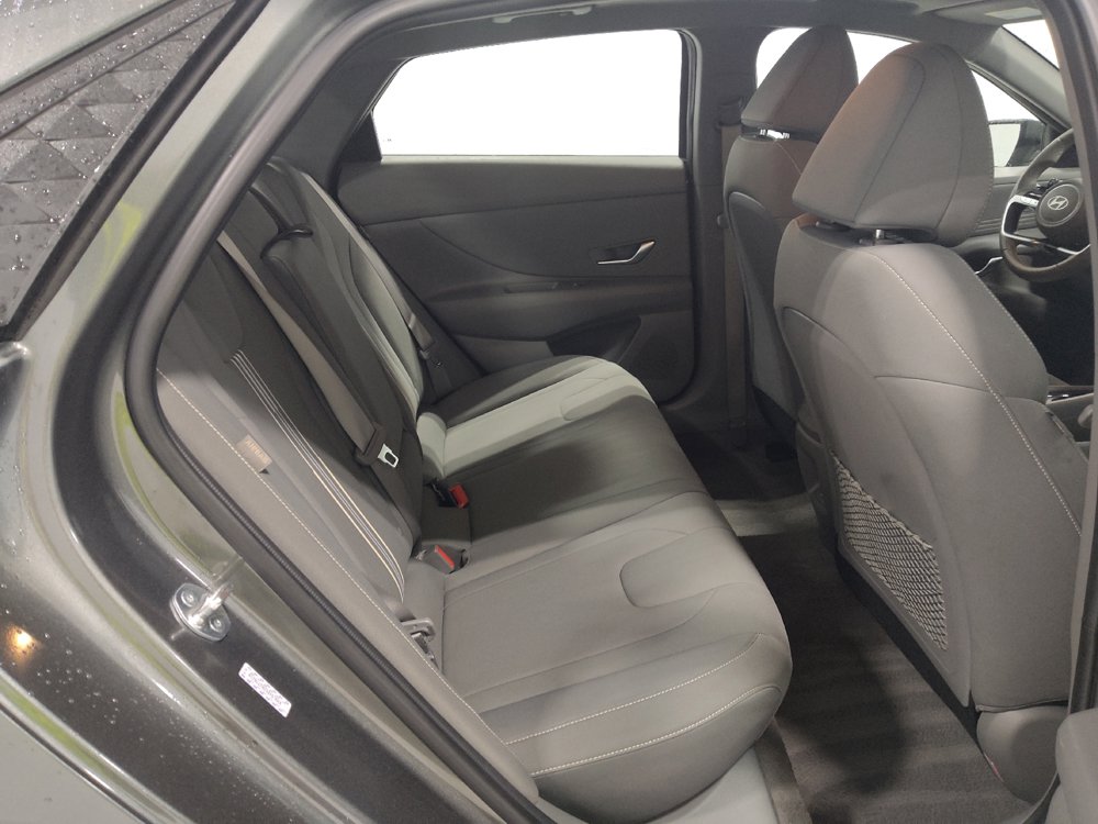 Used 2024 Hyundai Elantra SEL w/ Convenience Package FWD image 19