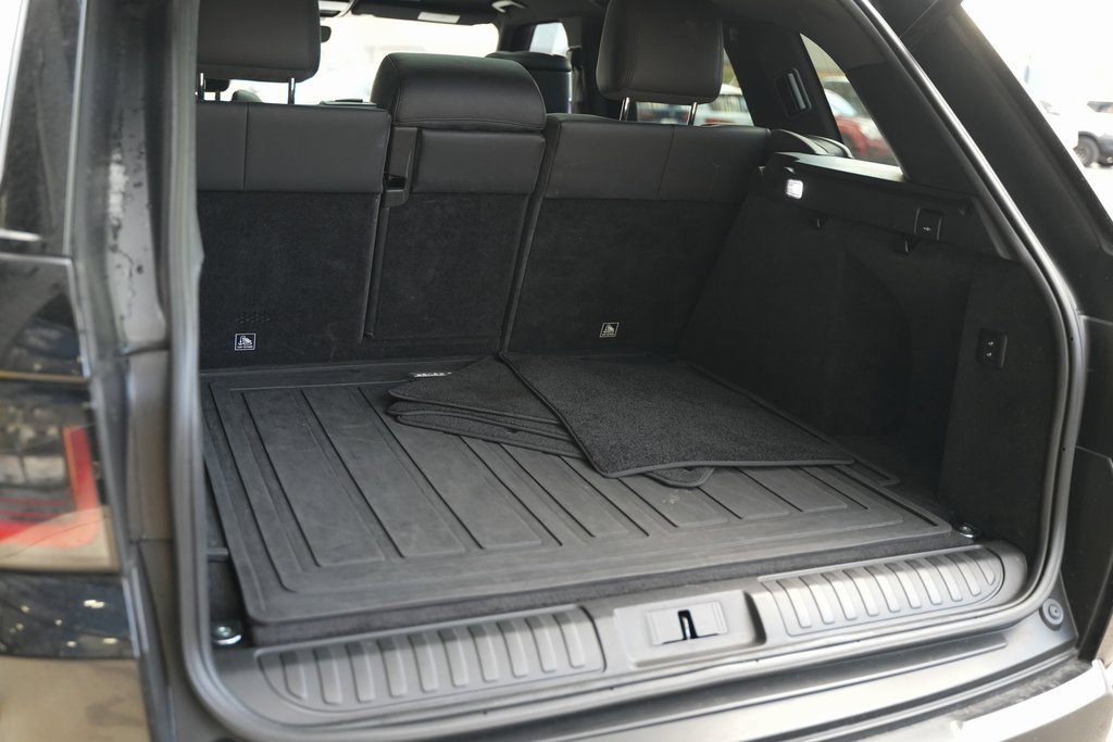 Used 2020 Land Rover Range Rover Sport HSE image 45