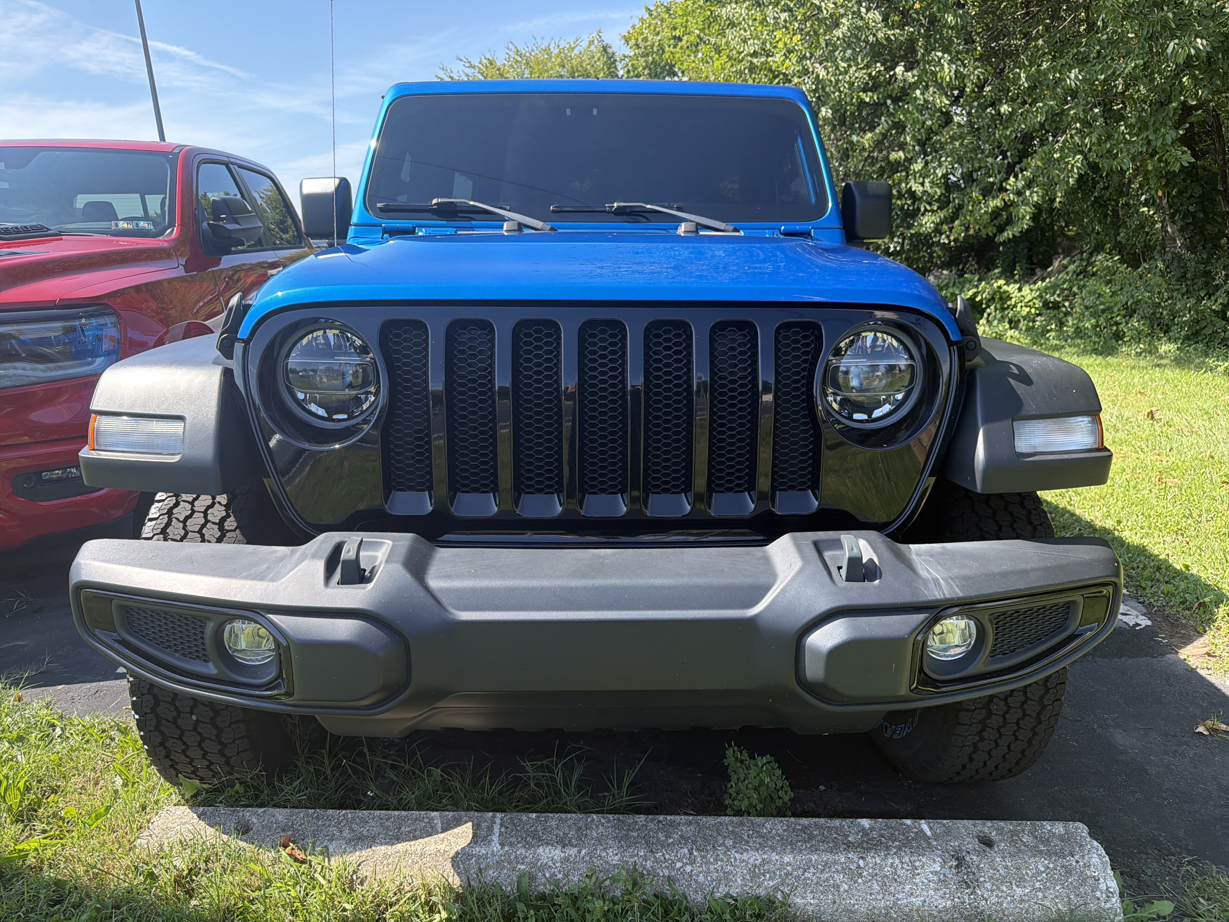Used 2021 Jeep Wrangler Unlimited Sport AWD/4WD image 2