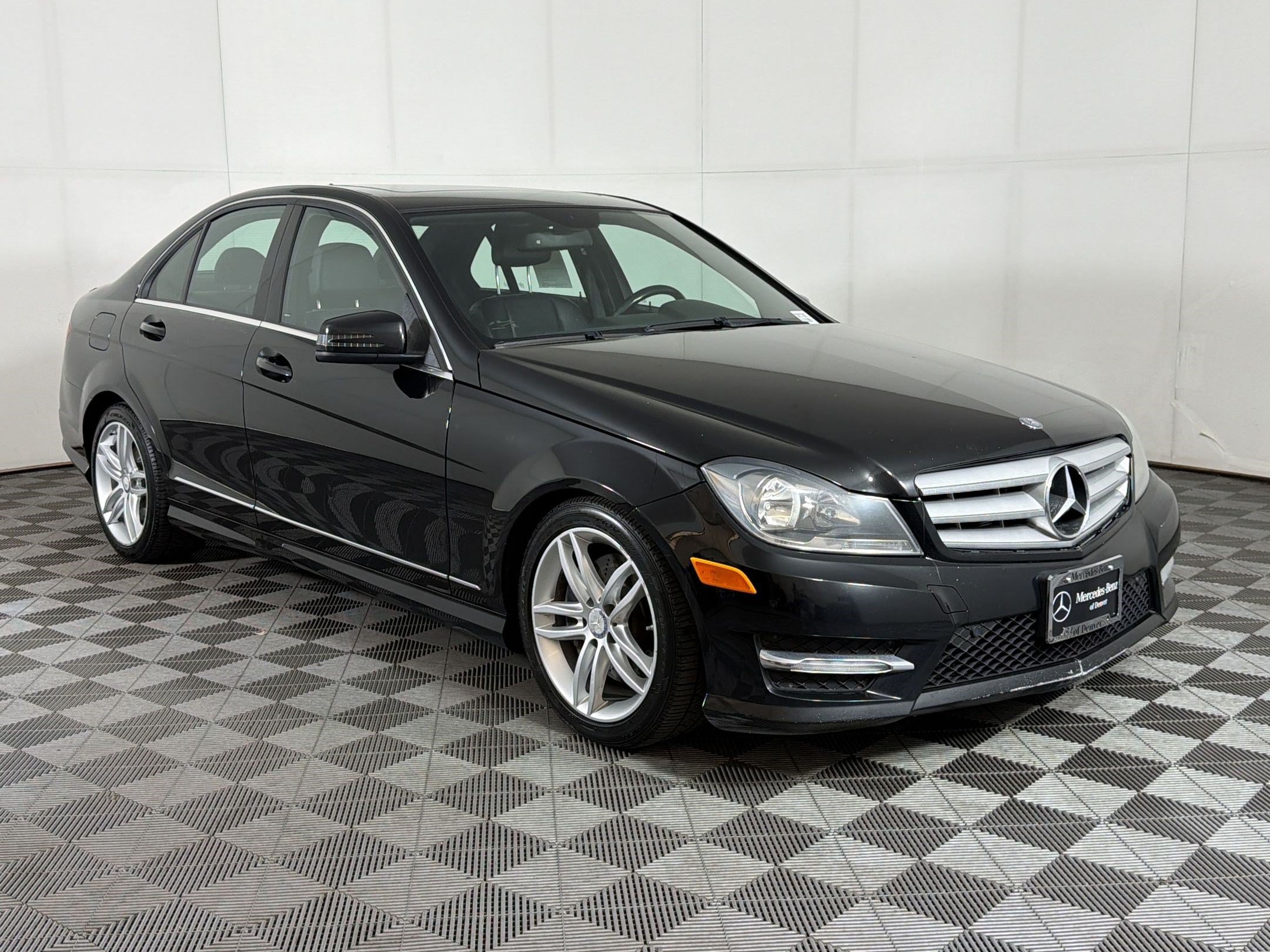 Used 2013 Mercedes-Benz C 300 4MATIC Sedan image 7