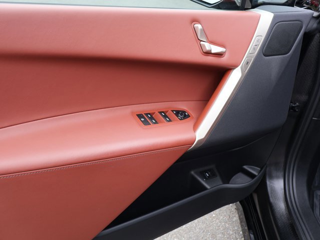 Used 2023 BMW iX xDrive50 w/ Sport Package AWD/4WD image 12