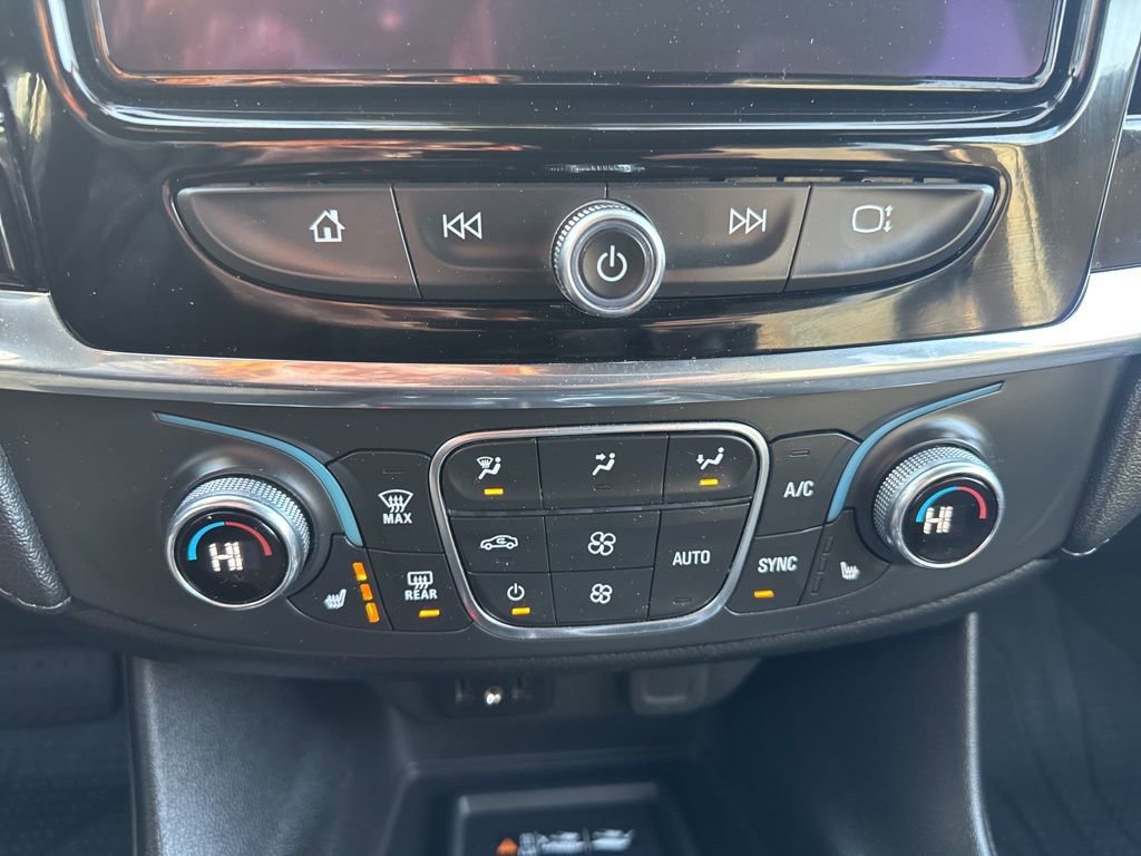 Certified 2023 Chevrolet Traverse LT w/ Midnight/Sport Edition image 48