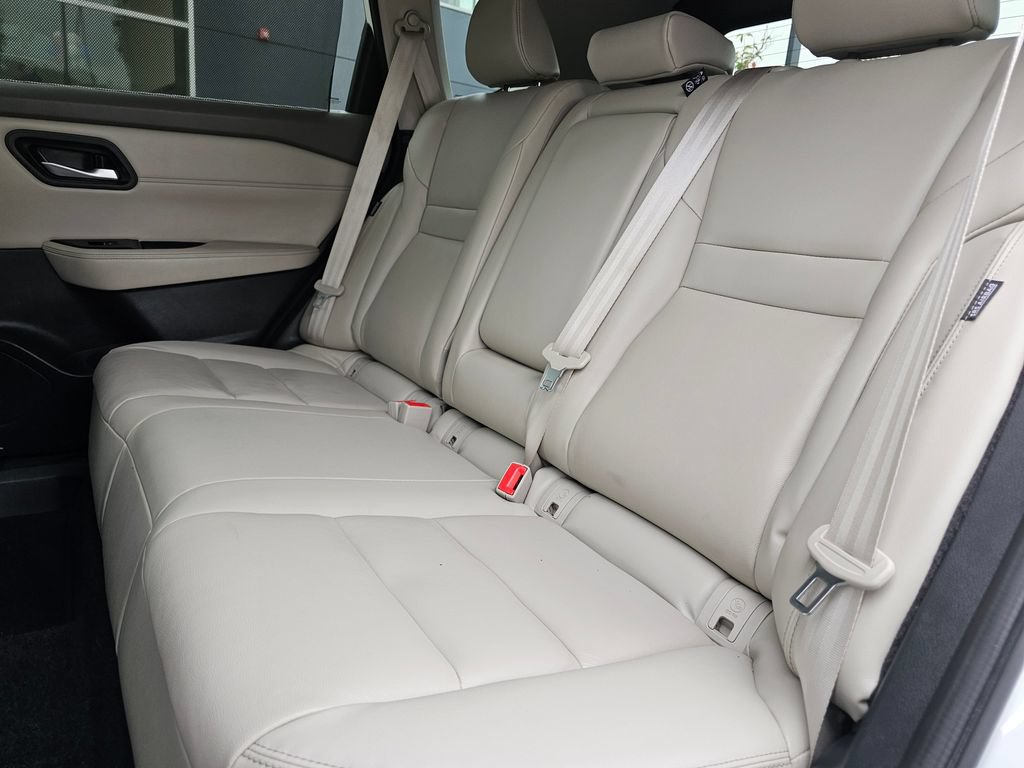 Used 2023 Nissan Rogue SL w/ SL Premium Package AWD/4WD image 19