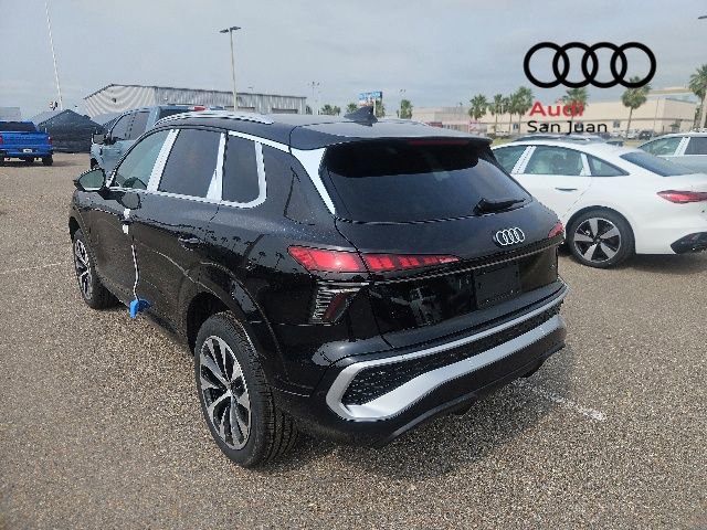 New 2026 Audi Q3 quattro 2.0T AWD/4WD image 5