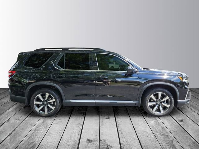 Certified 2025 Honda Pilot Touring image 6