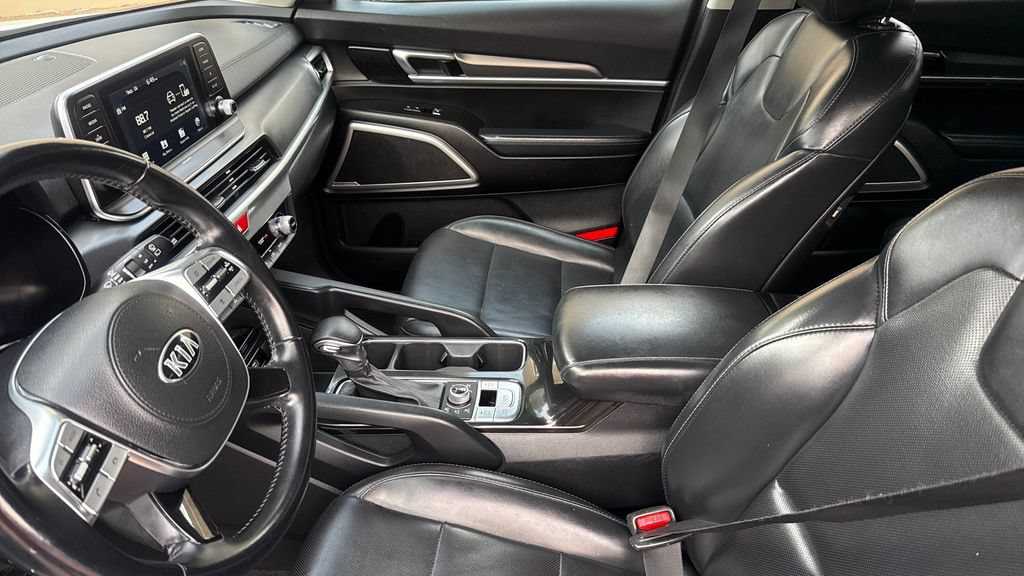 Used 2020 Kia Telluride LX AWD/4WD image 9