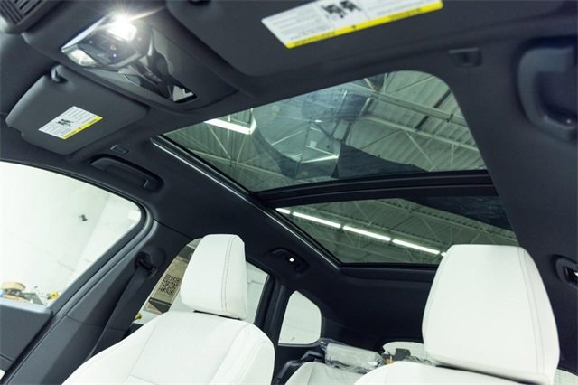 New 2026 BMW X1 xDrive28i w/ Convenience Package image 16