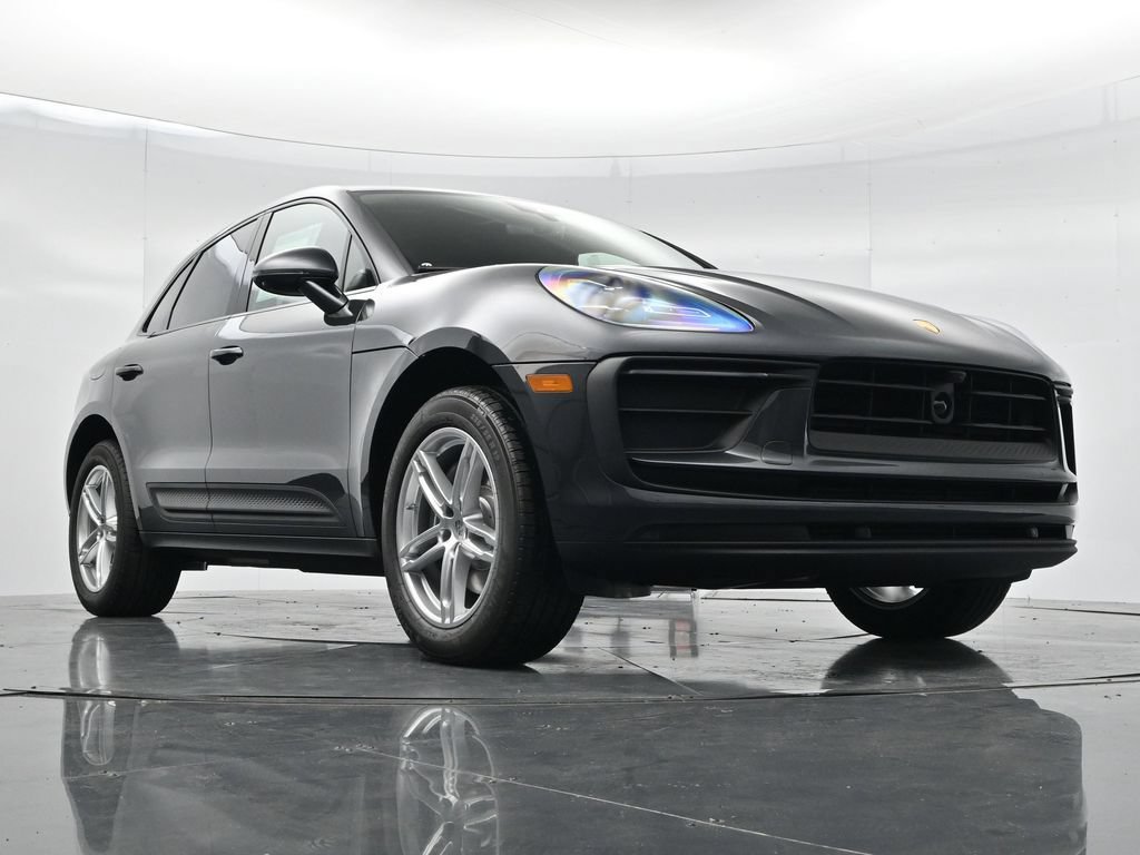 New 2026 Porsche Macan AWD/4WD image 23