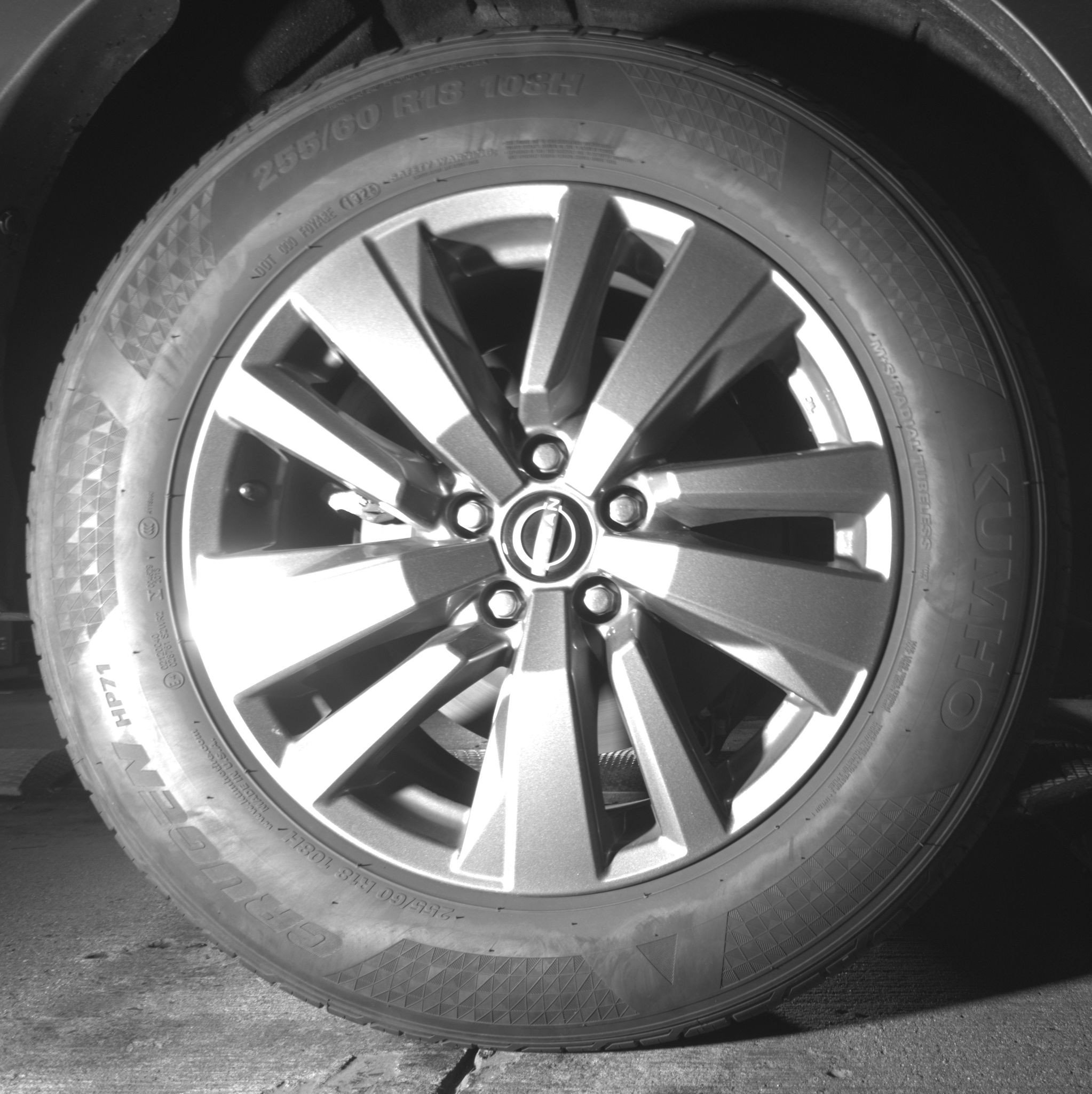 Used 2025 Nissan Pathfinder SV image 15