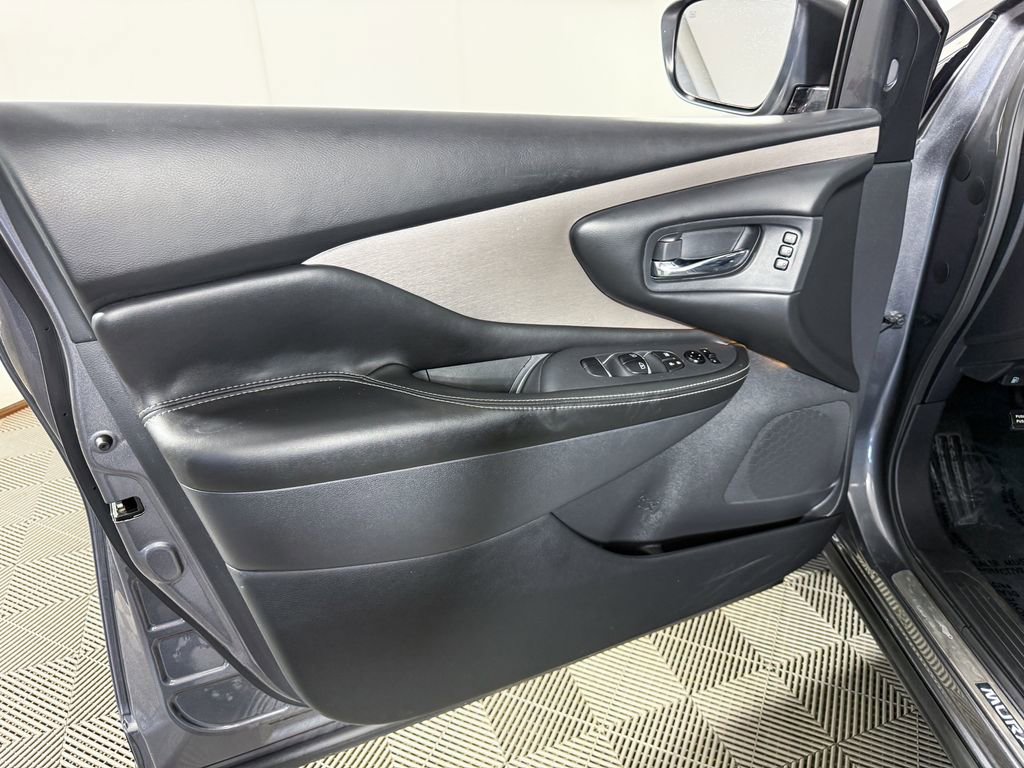 Certified 2023 Nissan Murano SL w/ SL Moonroof Package AWD/4WD image 44