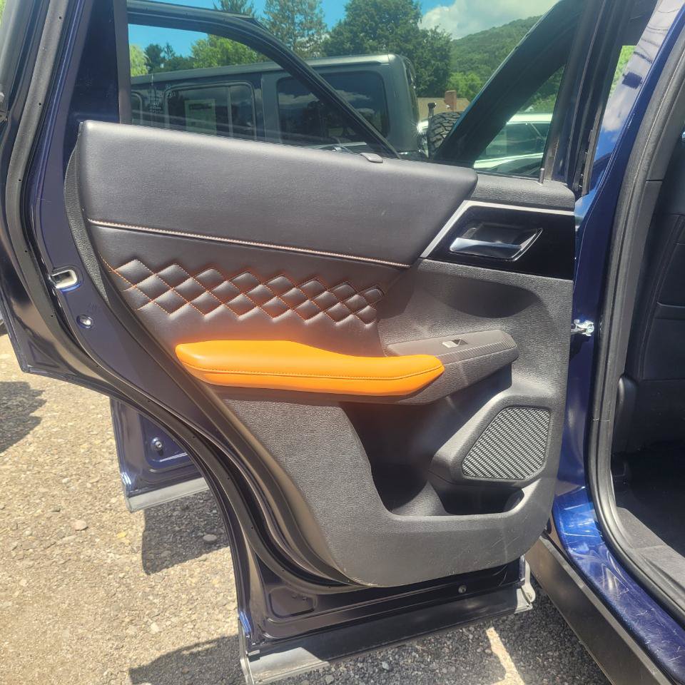 Used 2022 Mitsubishi Outlander SEL AWD/4WD image 35