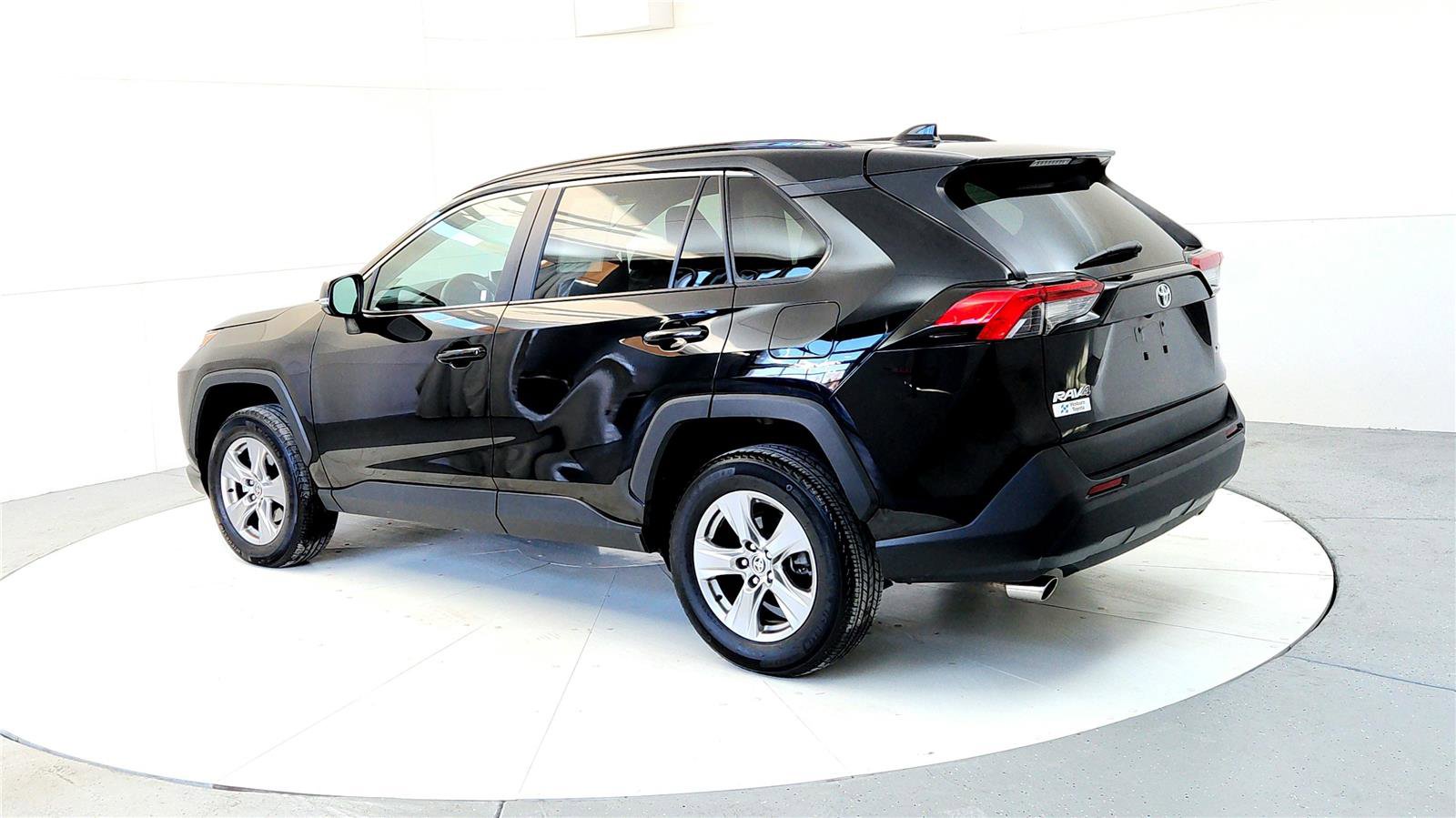 Certified 2023 Toyota RAV4 XLE image 4