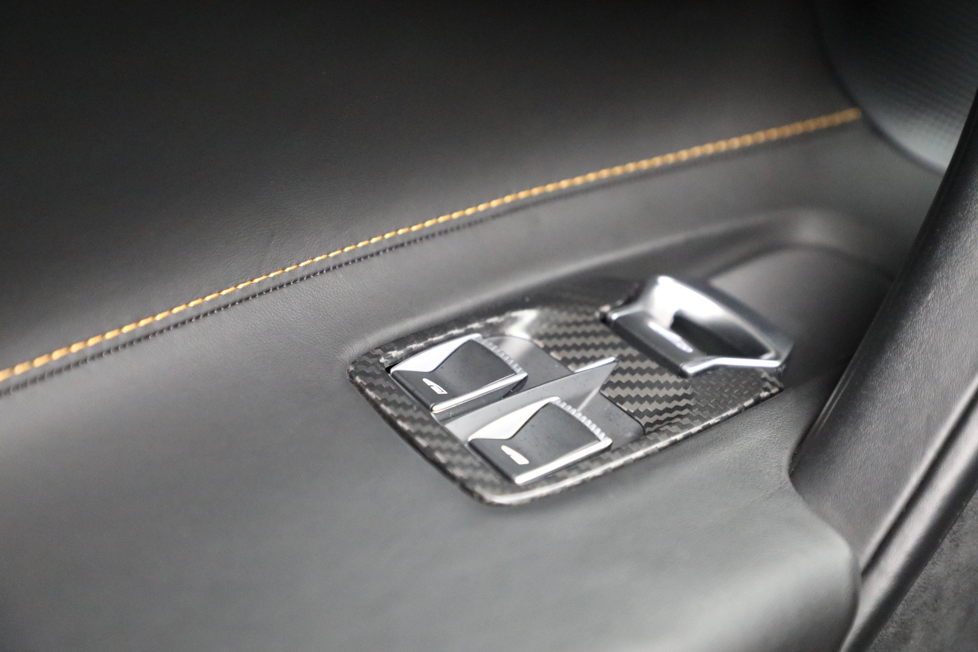 Used 2023 McLaren 720S Performance RWD image 45