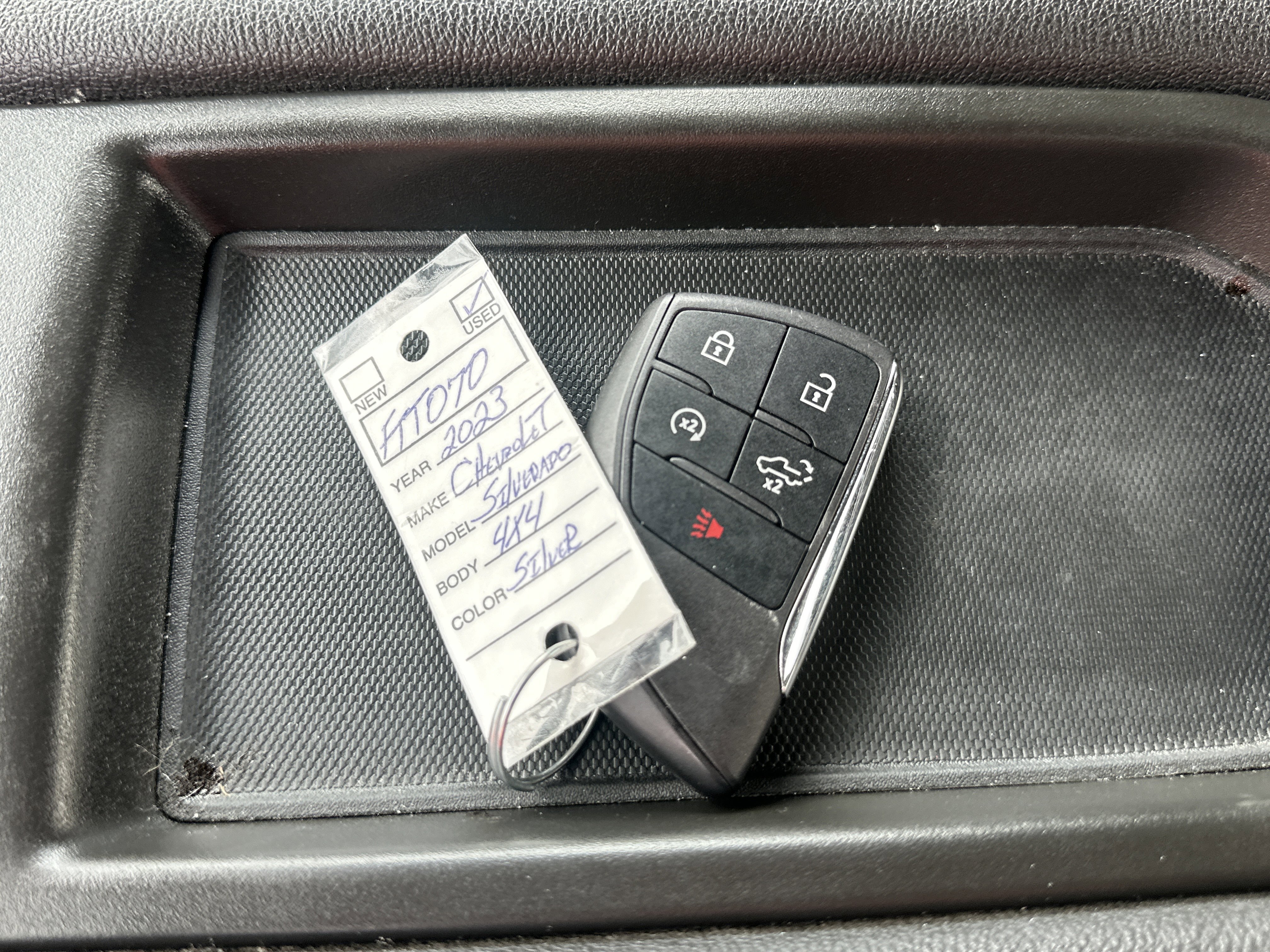 Used 2023 Chevrolet Silverado 1500 LT image 16