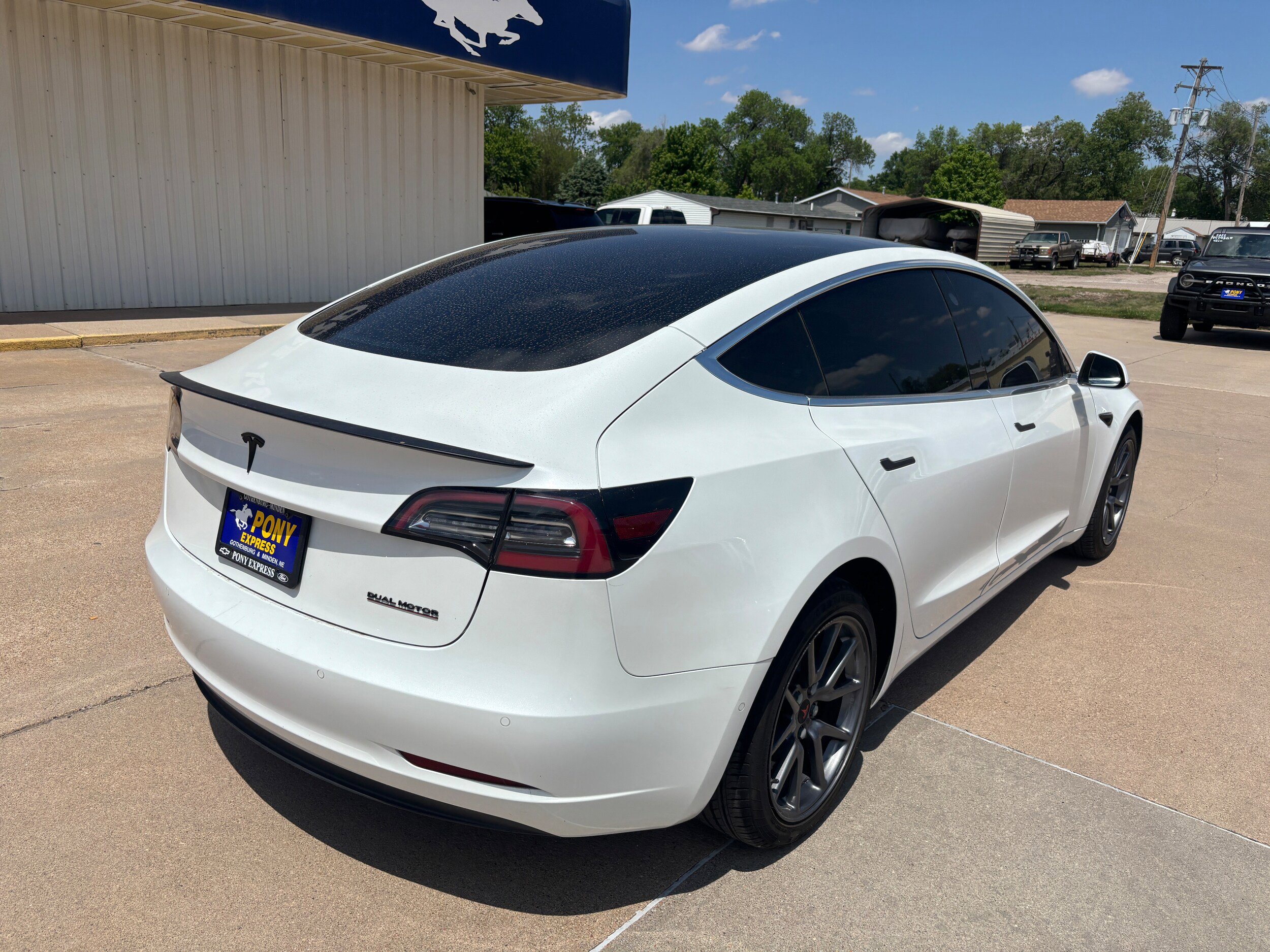 Used 2020 Tesla Model 3 Long Range AWD/4WD image 3