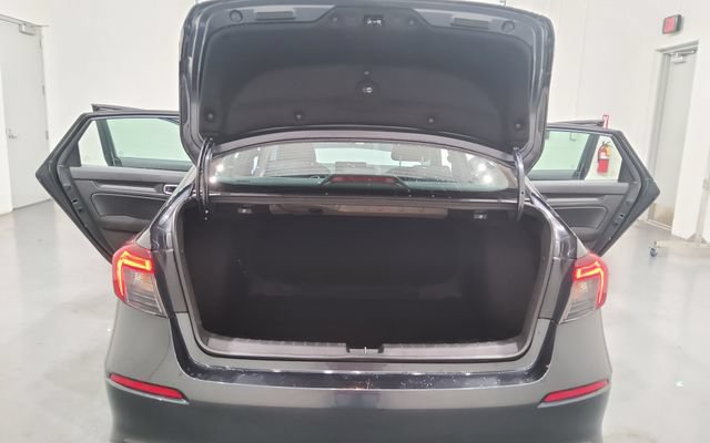 Used 2025 Honda Civic Sport image 13