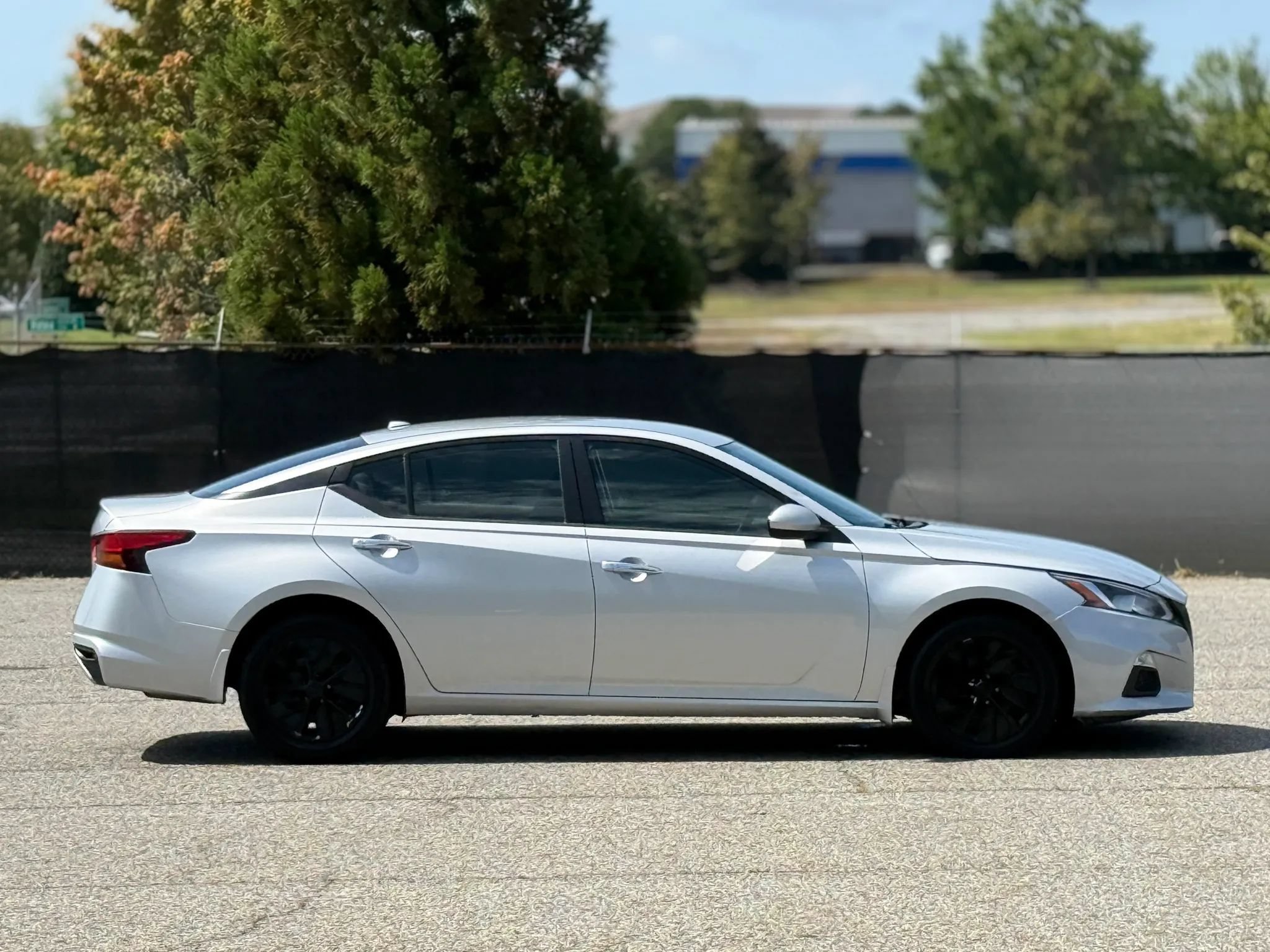 Used 2019 Nissan Altima 2.5 S AWD/4WD image 7