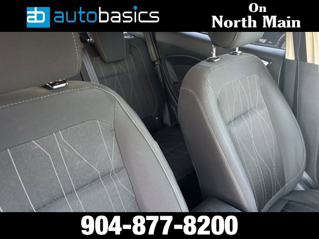 Used 2018 Ford EcoSport SE w/ SE Convenience Package image 12