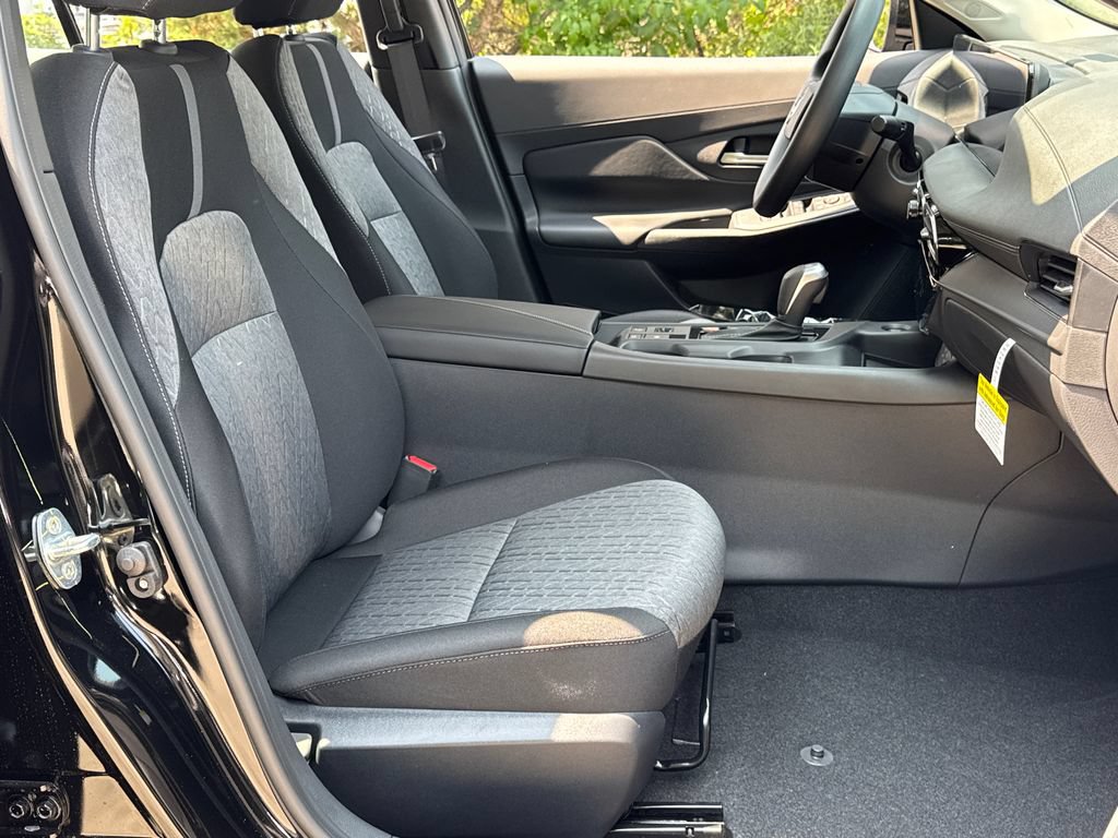 New 2026 Nissan Sentra SV w/ Floor Mat Package FWD image 18