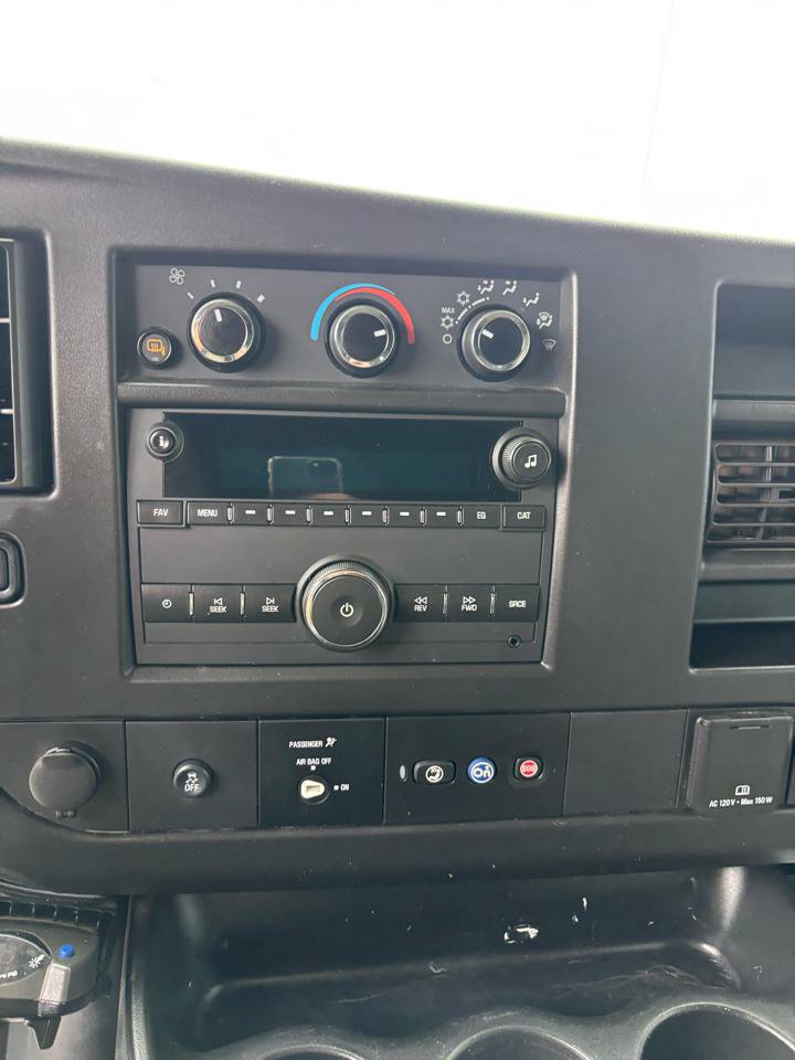 Used 2021 Chevrolet Express 2500 w/ Driver Convenience Package RWD image 26