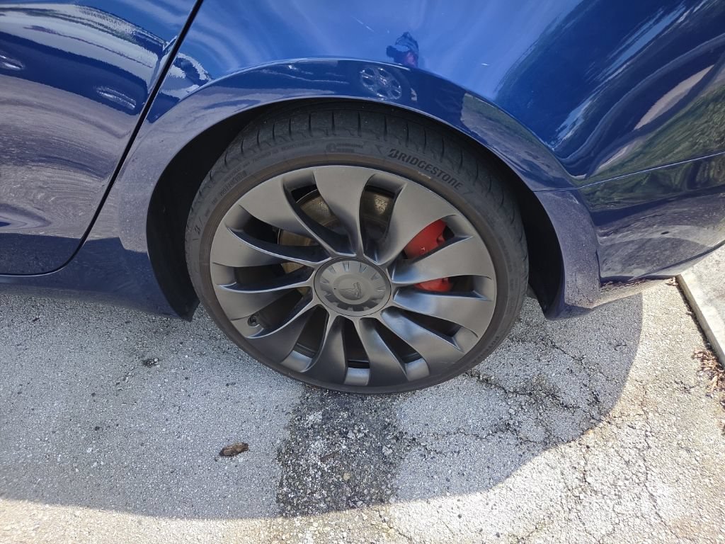 Used 2023 Tesla Model 3 Performance AWD/4WD image 9