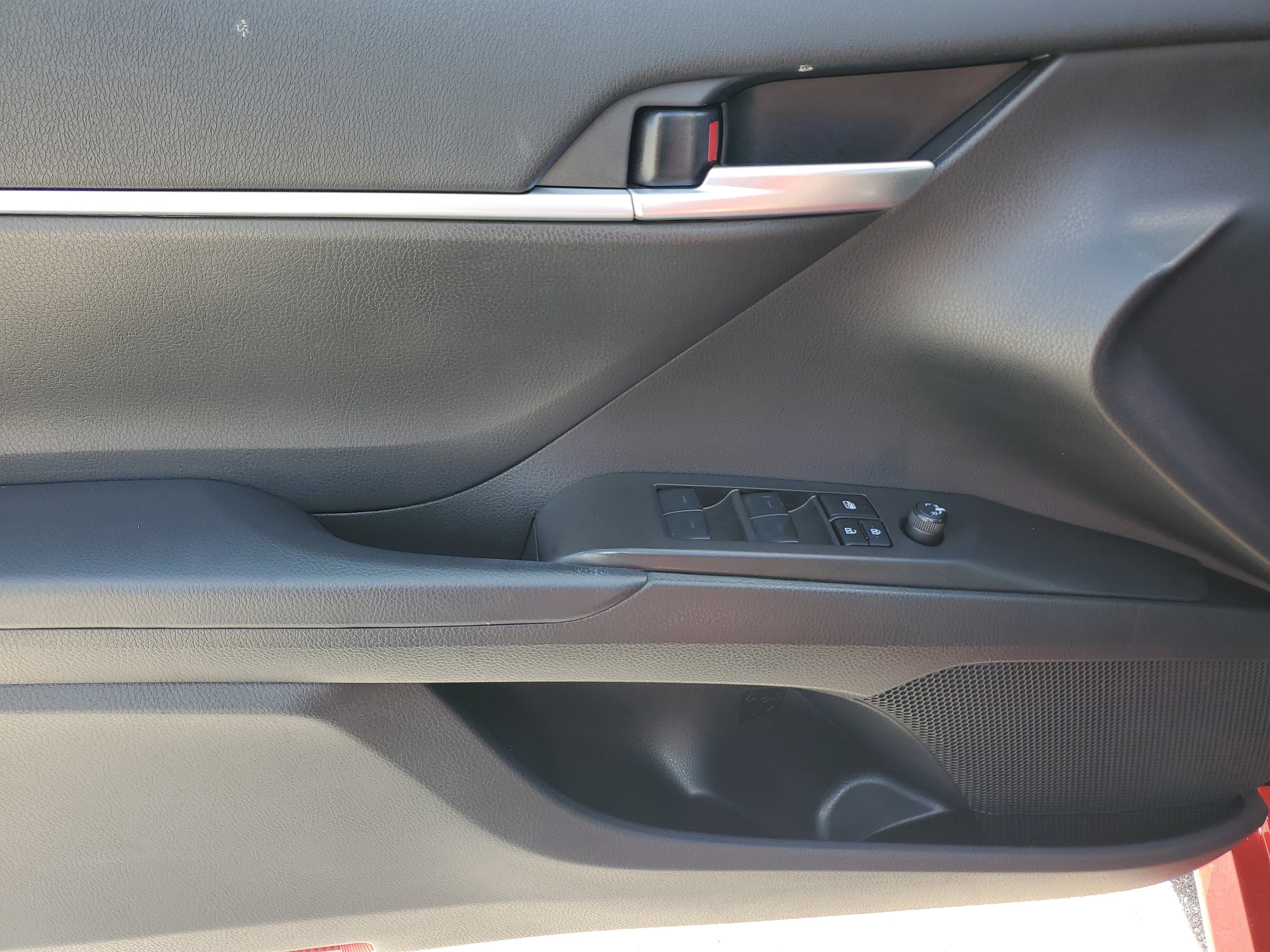 Used 2023 Toyota Camry LE image 25