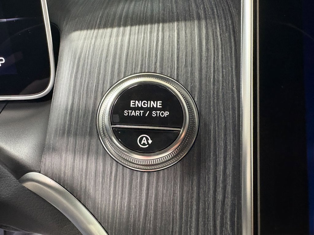 Certified 2025 Mercedes-Benz GLC 300 4MATIC image 16