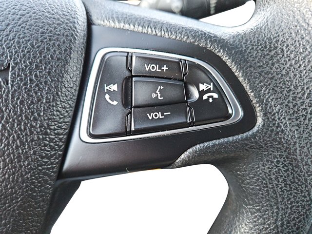 Used 2018 Ford Escape SE image 33