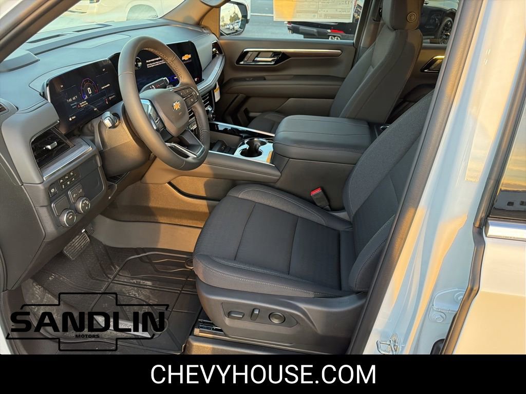 New 2026 Chevrolet Suburban LS image 9