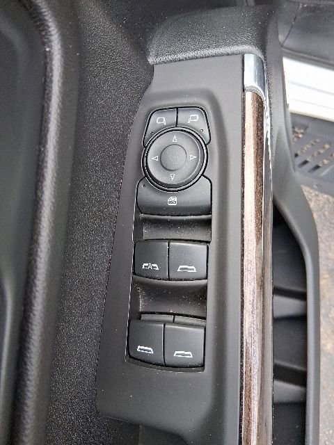 Used 2021 Chevrolet Silverado 1500 LT Trail Boss w/ Convenience Package II AWD/4WD image 10