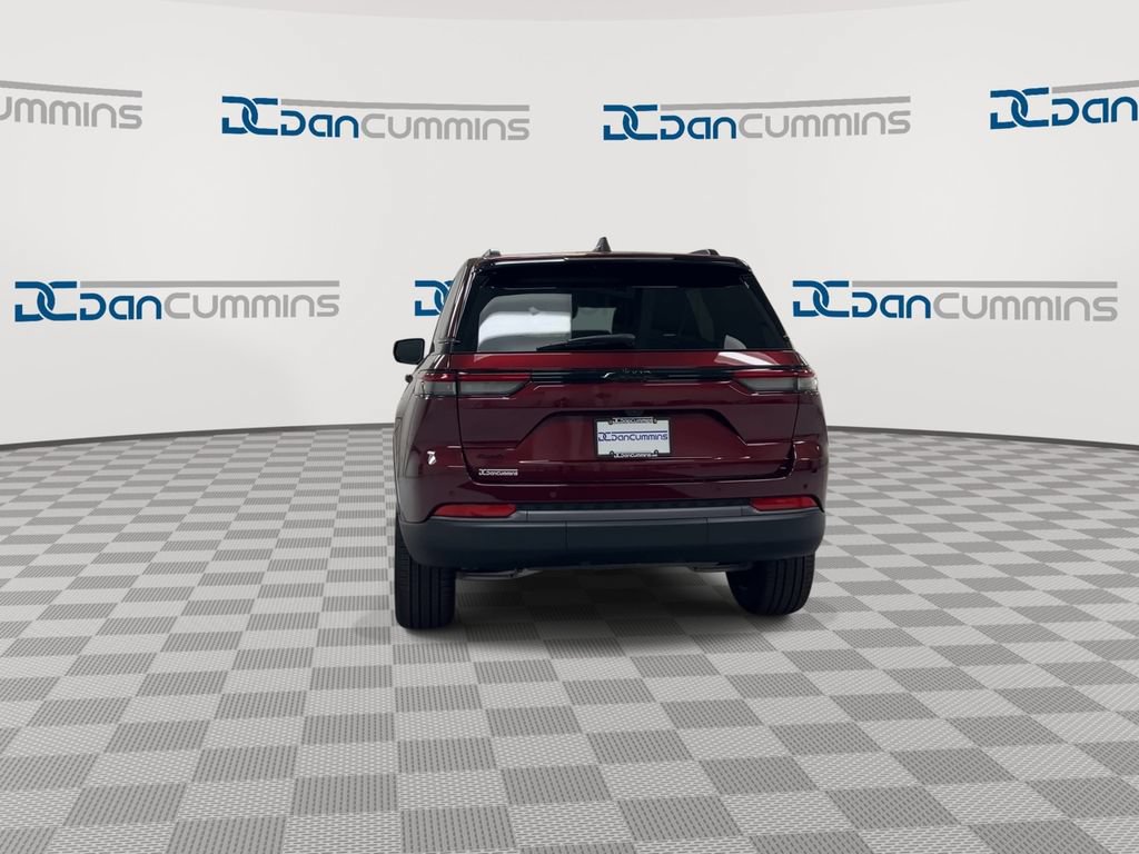 New 2026 Jeep Grand Cherokee Limited w/ Limited Altitude Package AWD/4WD image 7