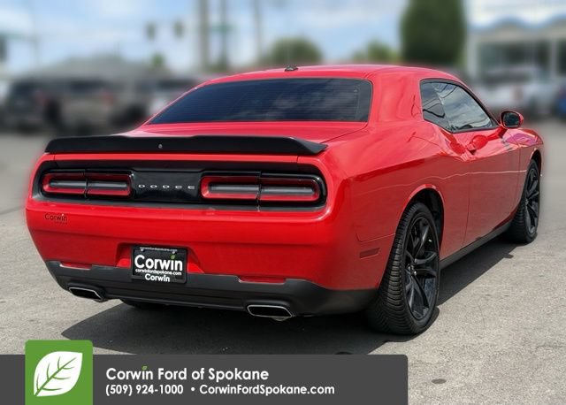 Used 2018 Dodge Challenger SXT w/ Blacktop Package RWD image 14