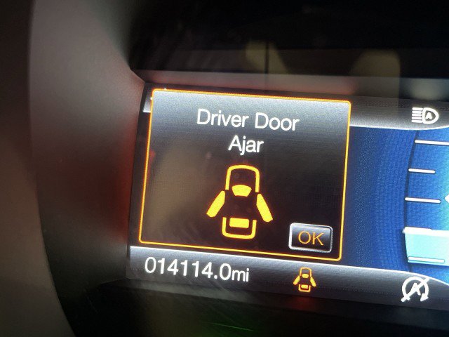 Used 2024 Ford Edge SEL image 16