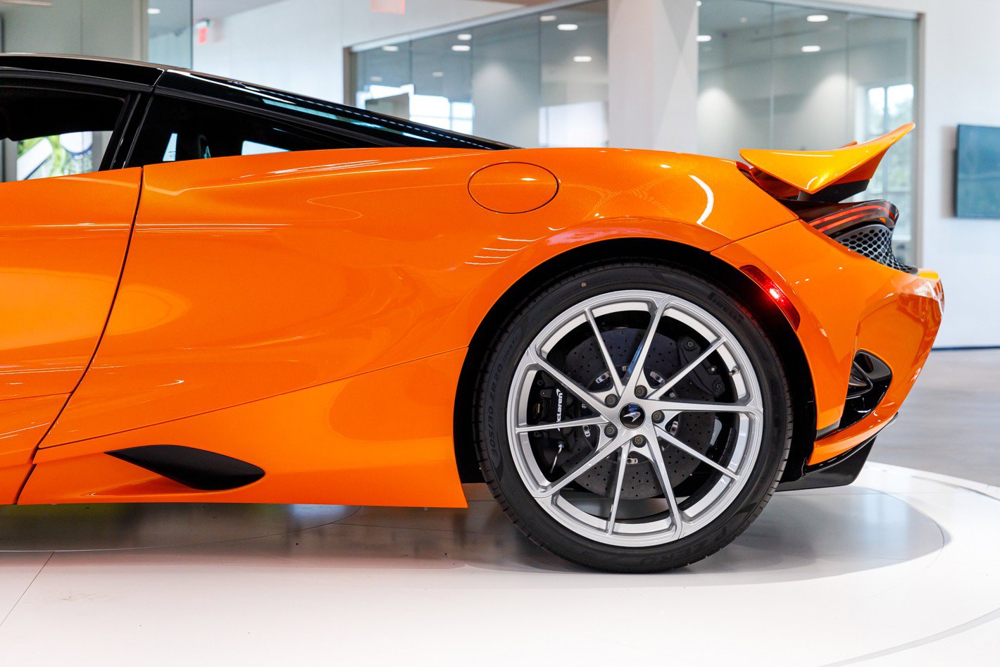 New 2026 McLaren 750S image 5