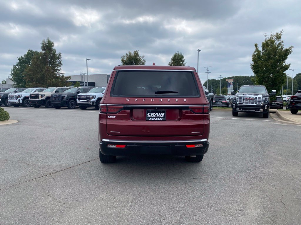 Used 2022 Jeep Wagoneer Series I w/ Convenience Group I AWD/4WD image 9