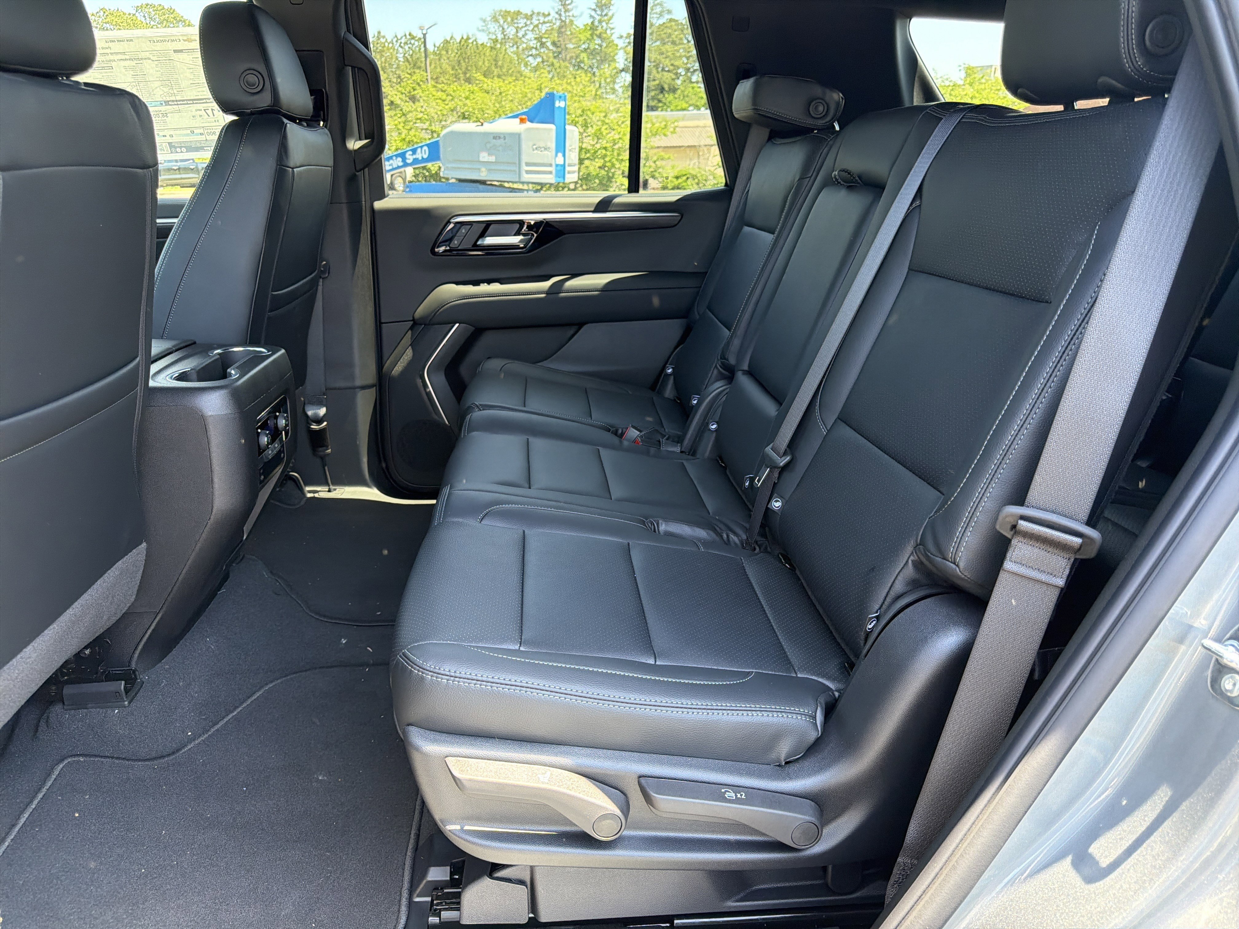 New 2026 Chevrolet Tahoe LS w/ LS Custom Edition AWD/4WD image 22