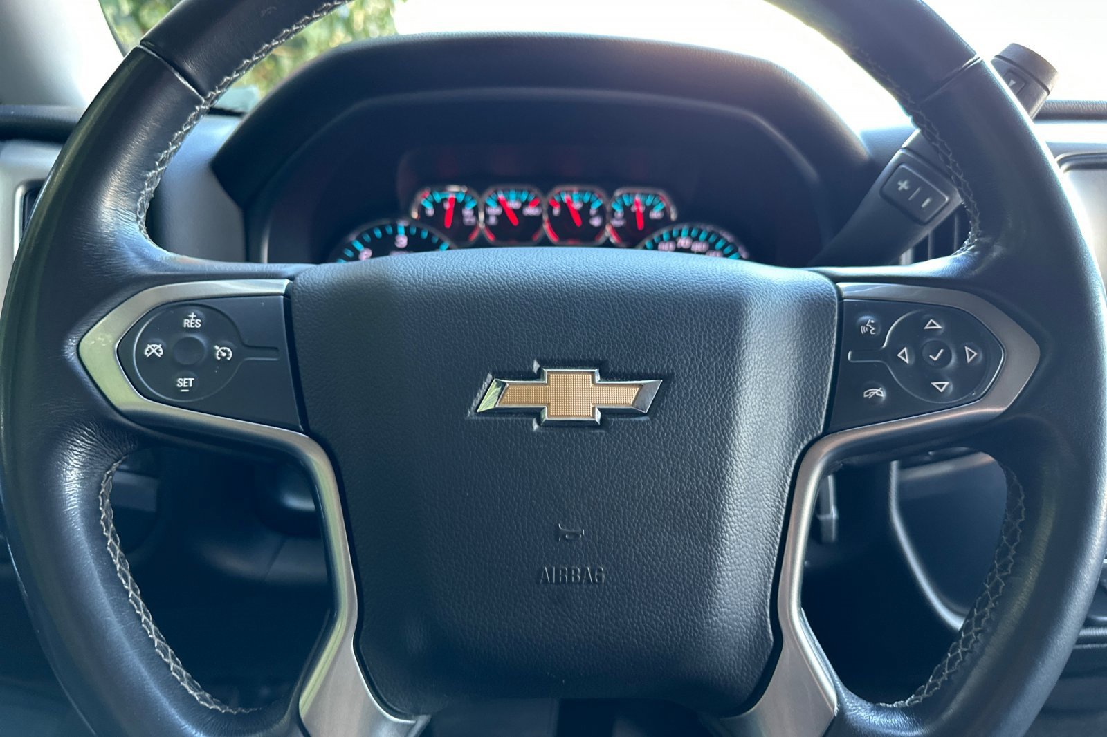 Used 2018 Chevrolet Silverado 1500 LT w/ All Star Edition image 25