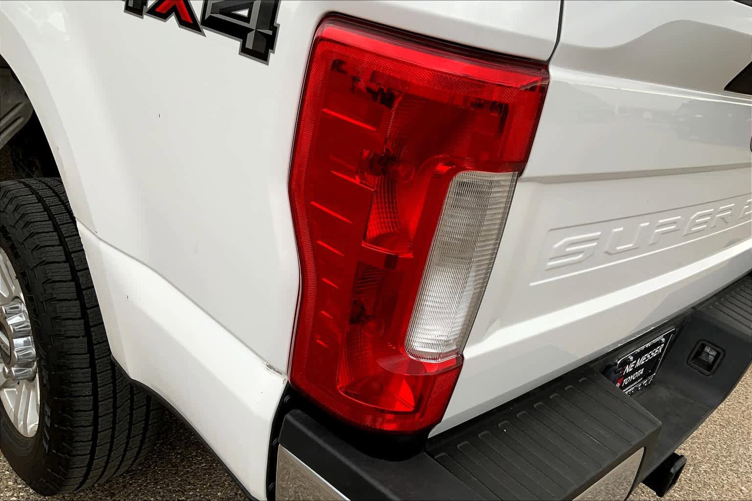 Used 2019 Ford F250 XLT w/ Camper Package AWD/4WD image 29